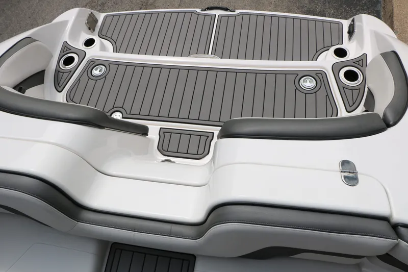 Slide: The Image of Yamaha AR240 HO 2017 - 37