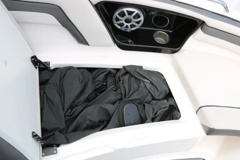 Slide: The Image of Yamaha AR240 HO 2017 - 45