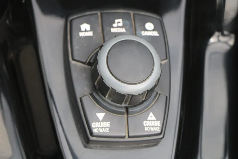 Slide: The Image of Yamaha AR240 HO 2017 - 52