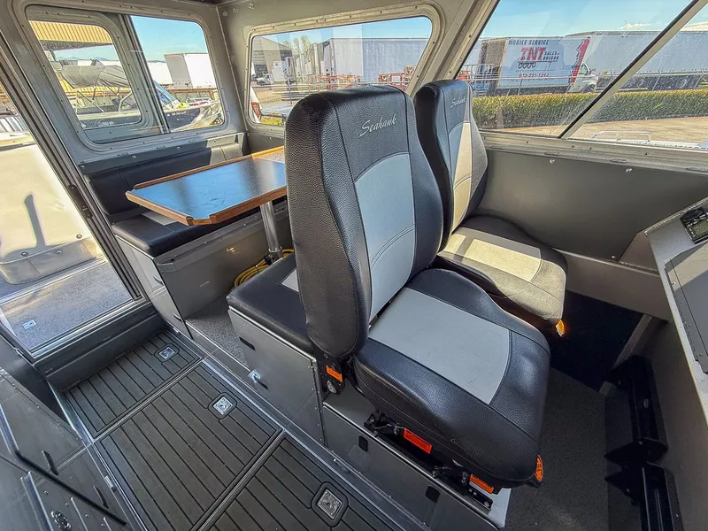 Slide: The Image of North River 2900 SXL 2022 - 6