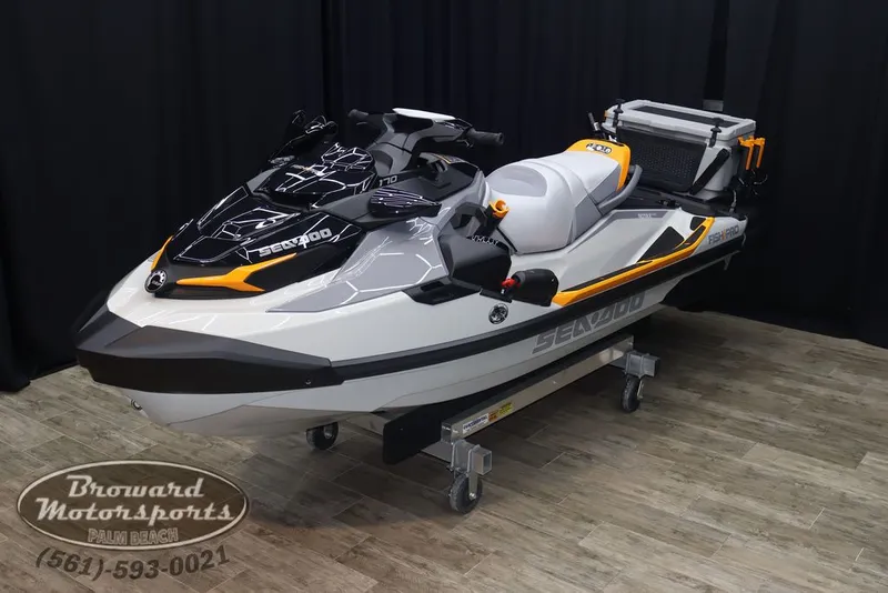 Slide: The Image of Sea-Doo FishPro Trophy 170 2025 - 28