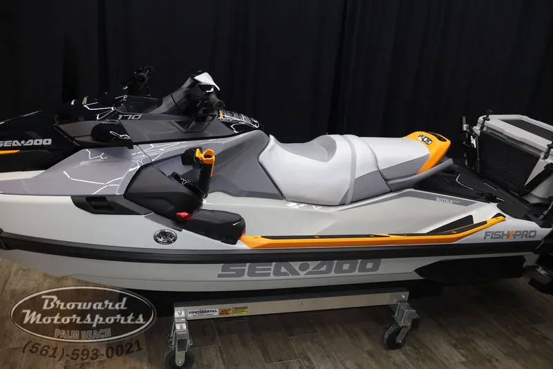 Slide: The Image of Sea-Doo FishPro Trophy 170 2025 - 3