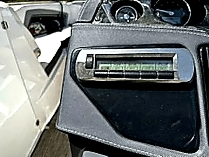 Slide: The Image of Monterey 298SS Super Sport 2017 - 6