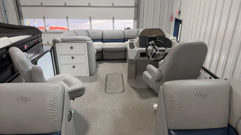 Slide: The Image of Manitou 23 Encore RF Dual SHP 2018 - 10