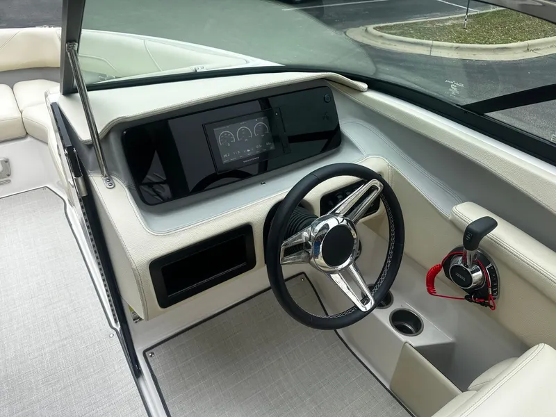 Slide: The Image of Regal LS4 Surf 2020 - 12