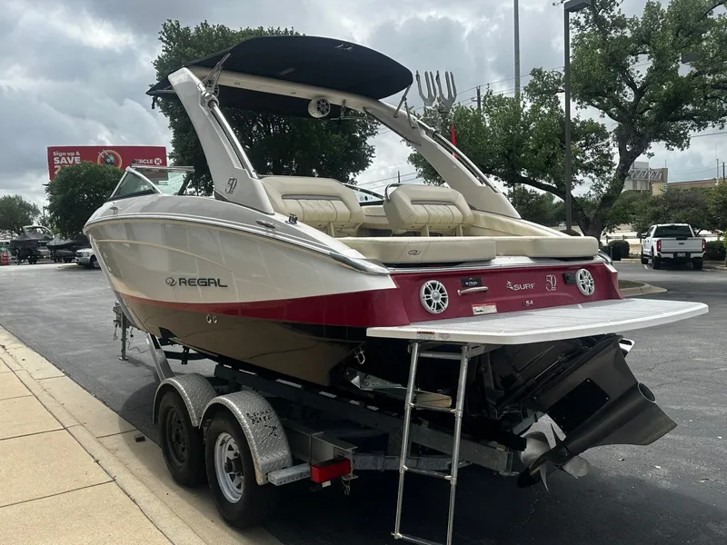 Slide: The Image of Regal LS4 Surf 2020 - 24