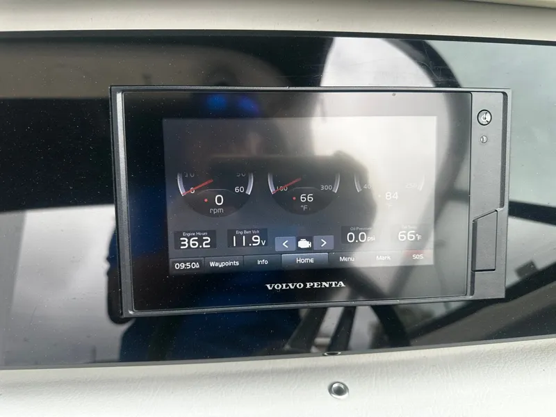 Slide: The Image of Regal LS4 Surf 2020 - 6