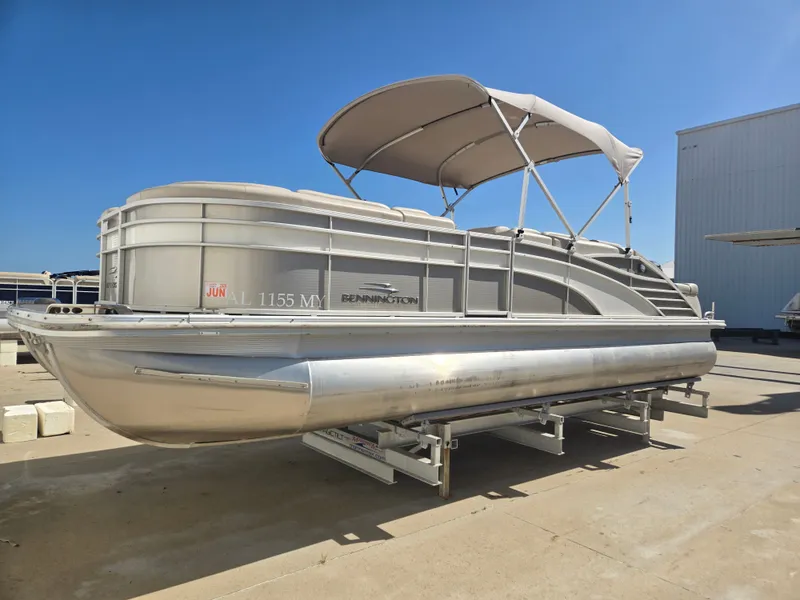 Slide: The Image of 2017 Bennington R23 pontoon boat on a trailer. - 3