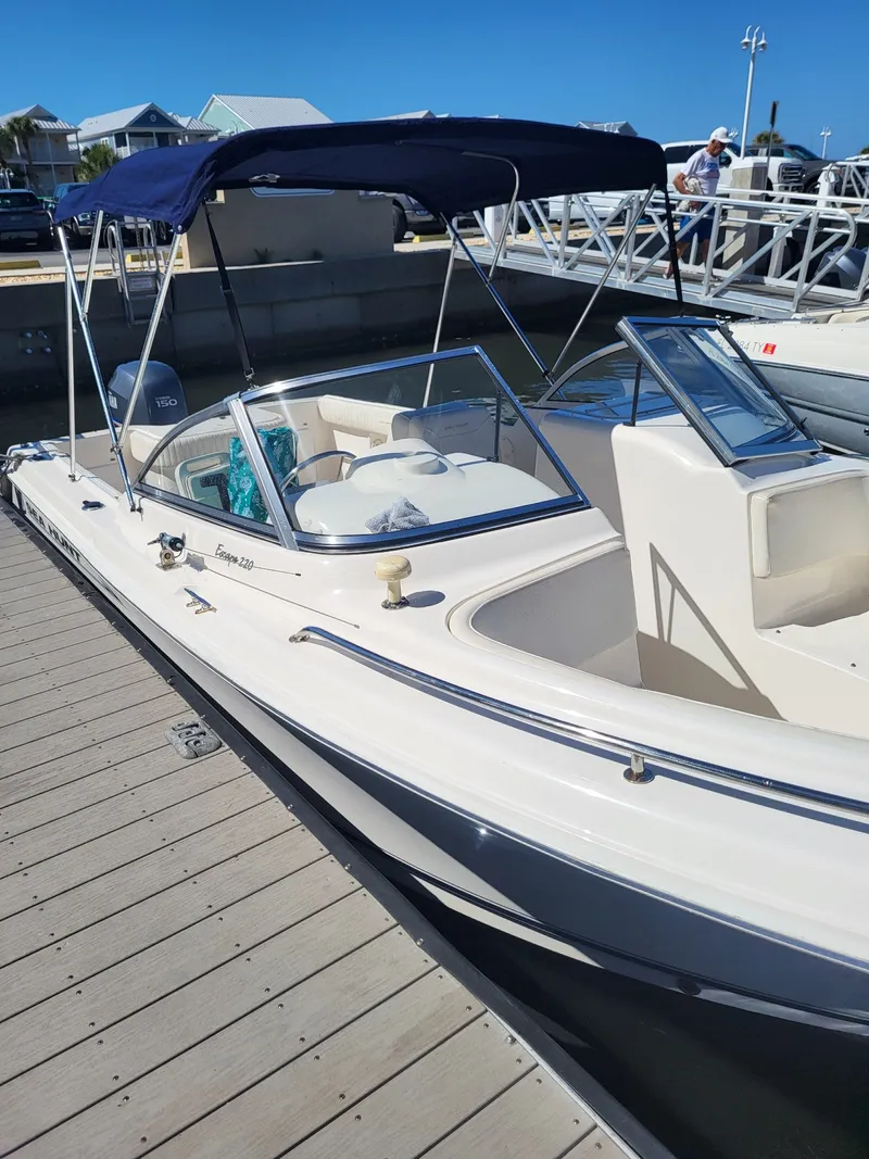 Slide: The Image of Sea Hunt Escape 220 2006 - 4