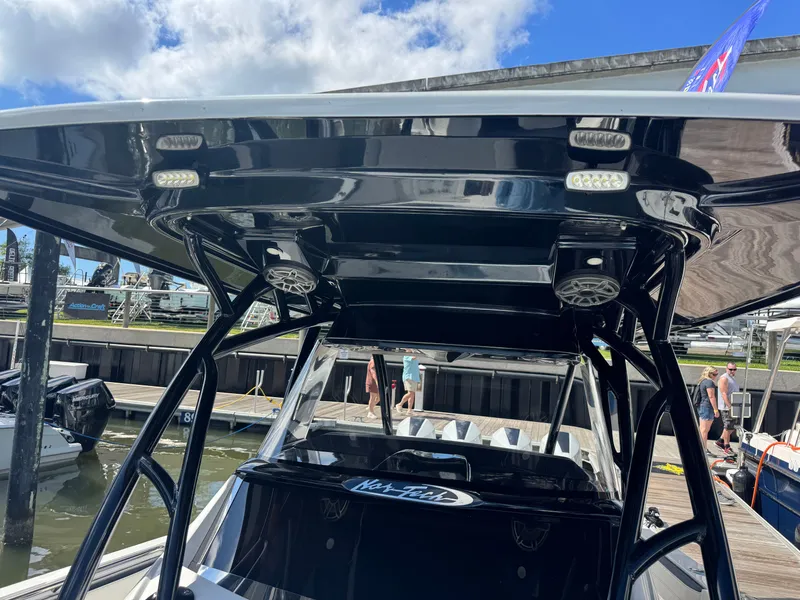 Slide: The Image of Nor-Tech 390 Sport 2025 - 11