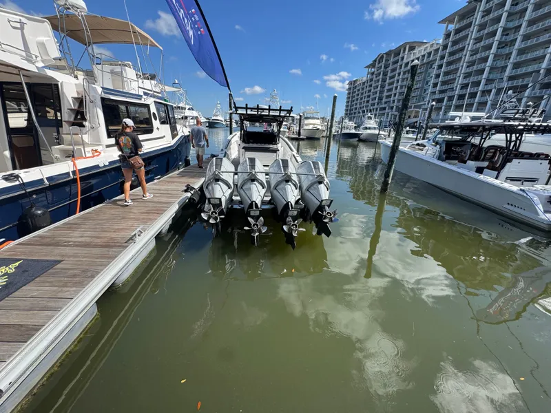 Slide: The Image of Nor-Tech 390 Sport 2025 - 3