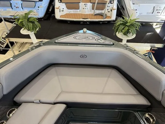 Slide: The Image of Cobalt R6 Surf 2026 - 34