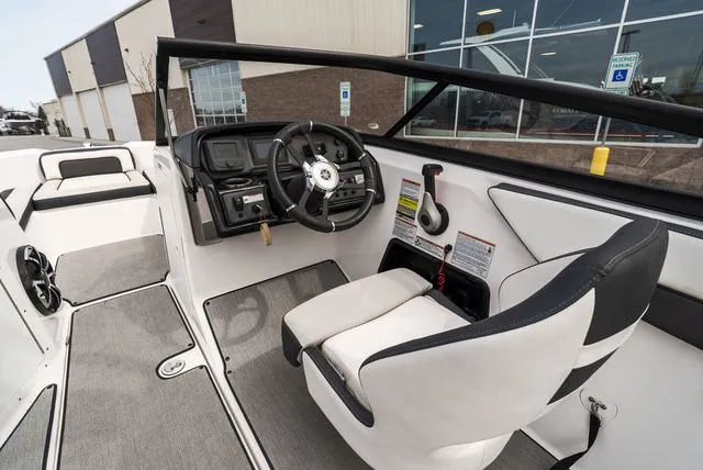 Slide: The Image of Yamaha AR195 2021 - 11