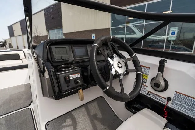 Slide: The Image of Yamaha AR195 2021 - 12