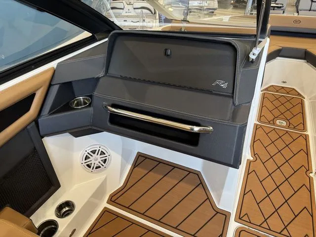 Slide: The Image of Cobalt R4 2026 - 18