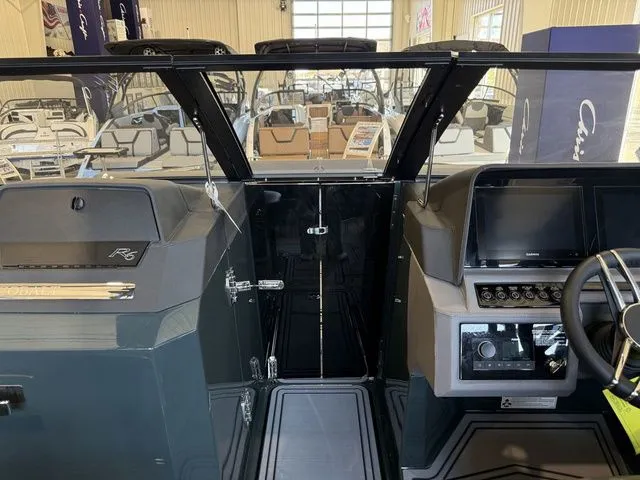 Slide: The Image of Cobalt R6 Surf 2026 - 27