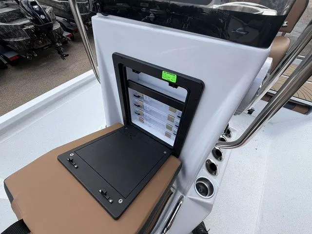 Slide: The Image of Xpress Xr21bay 2027 - 19