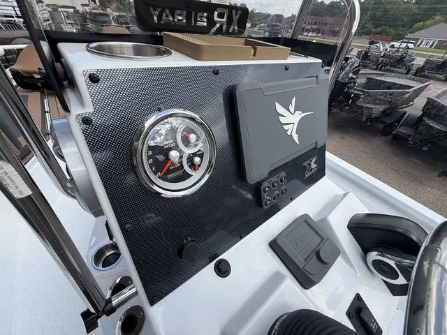 Slide: The Image of Xpress Xr21bay 2027 - 21