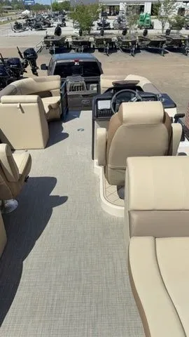 Slide: The Image of Verana VR22RC 2026 - 16