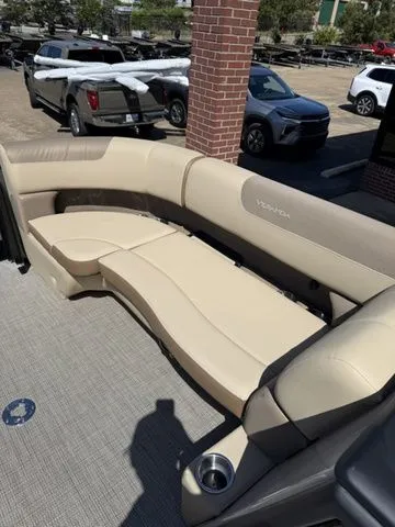 Slide: The Image of Verana VR22RC 2026 - 29