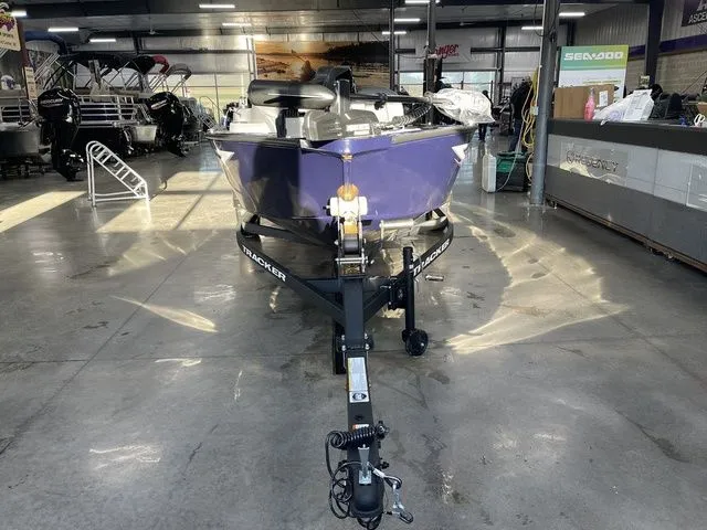 Slide: The Image of Tracker Super Guide V-16 SC 2026 - 10