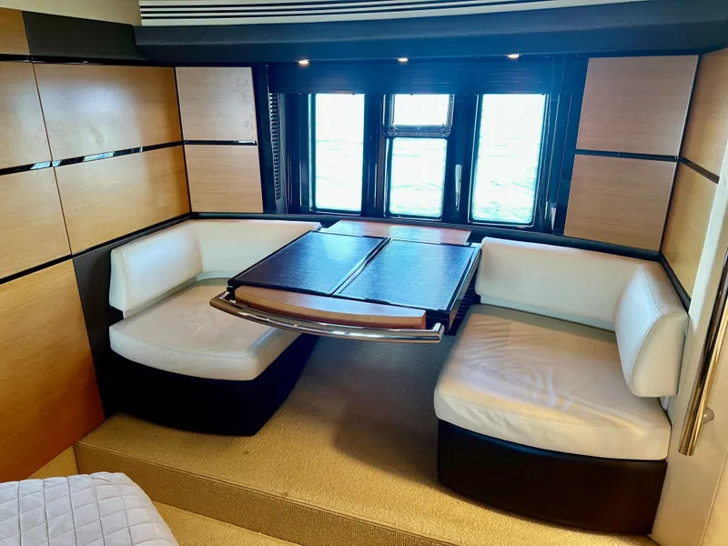 Slide: The Image of Azimut Fly 53 2011 - 28