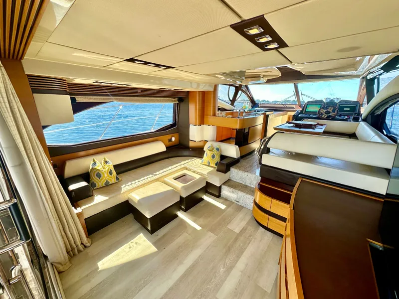 Slide: The Image of Azimut Fly 53 2011 - 38