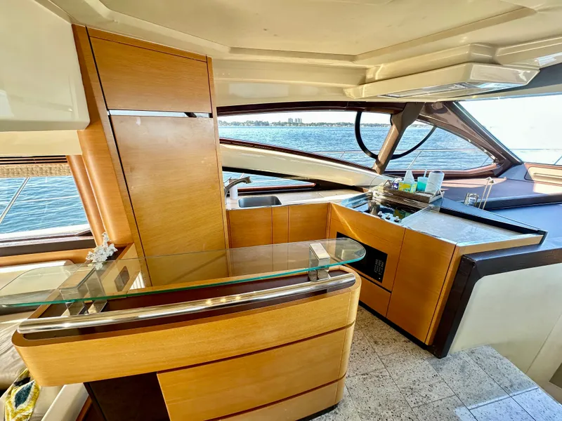 Slide: The Image of Azimut Fly 53 2011 - 40