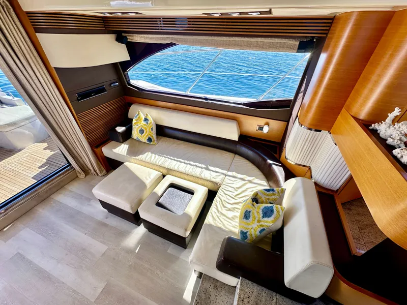 Slide: The Image of Azimut Fly 53 2011 - 39