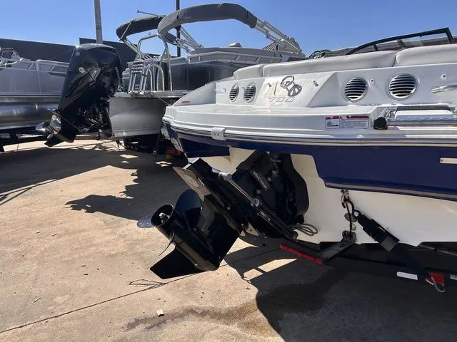 Slide: The Image of Tahoe 700 2019 - 4