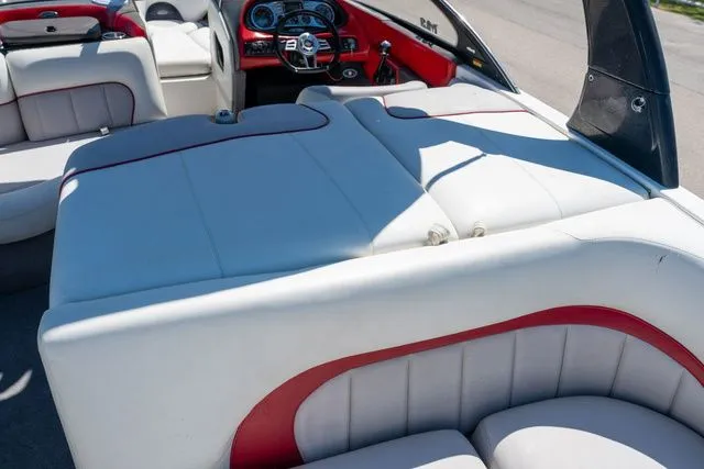 Slide: The Image of Malibu Wakesetter Xti 23 2006 - 10