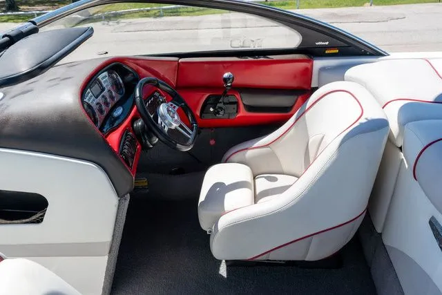 Slide: The Image of Malibu Wakesetter Xti 23 2006 - 8