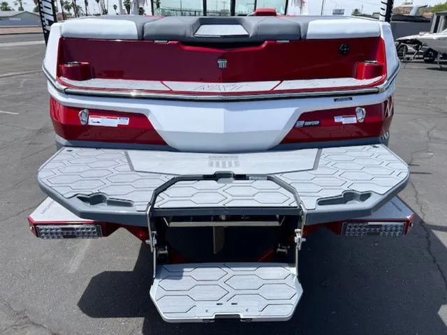 Slide: The Image of MasterCraft NXT24 2026 - 16