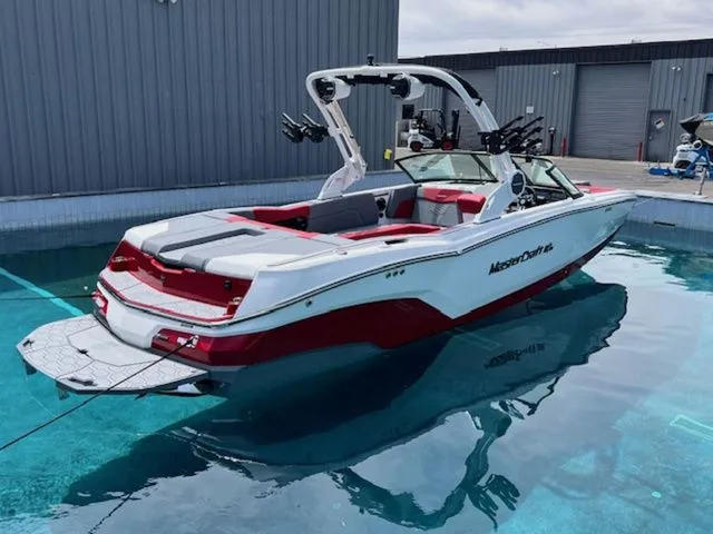 Slide: The Image of MasterCraft NXT24 2026 - 6