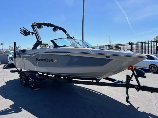 Slide: The Image of MasterCraft XT23 2026 - 13