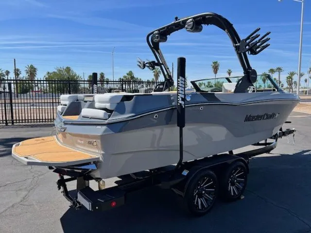 Slide: The Image of MasterCraft XT23 2026 - 15