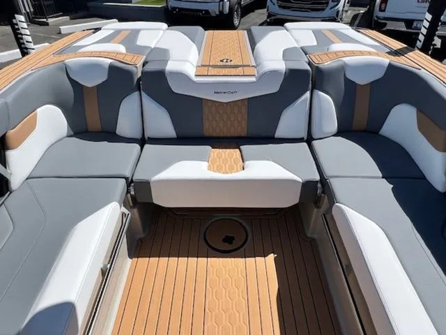 Slide: The Image of MasterCraft XT23 2026 - 26