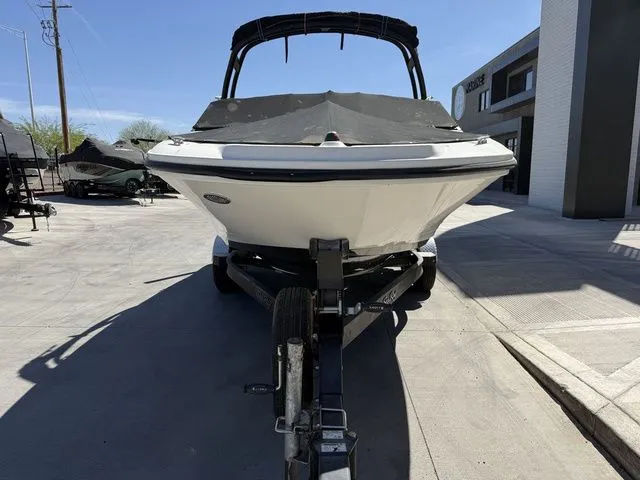 Slide: The Image of Sea Ray SPX 190 2018 - 3