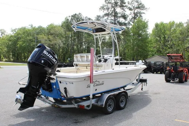 Slide: The Image of Sea Chaser 21 LX Bay 2021 - 8