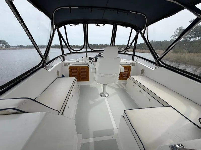 Slide: The Image of Interior of a 2002 Heritage East 36 Sundeck yacht. - 17