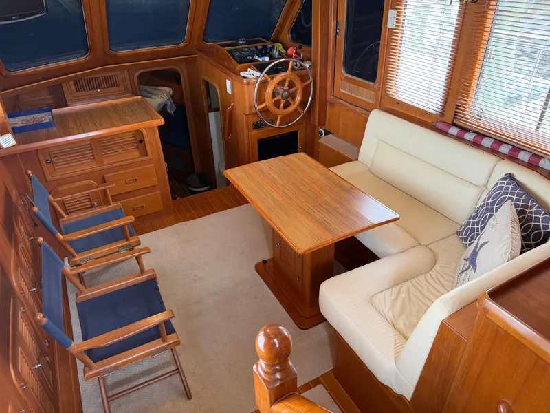 Slide: The Image of Interior of a 2002 Heritage East 36 Sundeck yacht. - 2