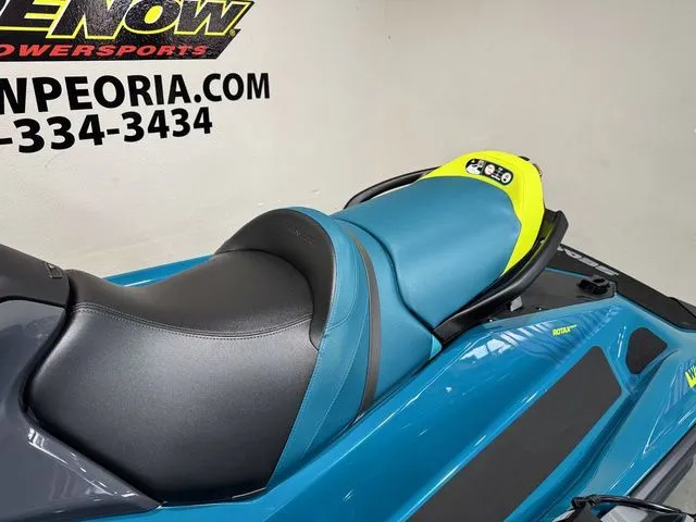 Slide: The Image of Sea-Doo Wake 170 BRP Premium Audio, iDF, iBR 2026 - 15