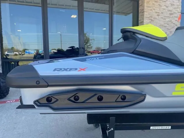 Slide: The Image of Sea-Doo RXP-X 2026 - 13