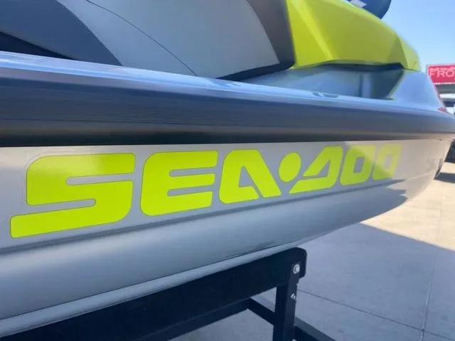 Slide: The Image of Sea-Doo RXP-X 2026 - 20