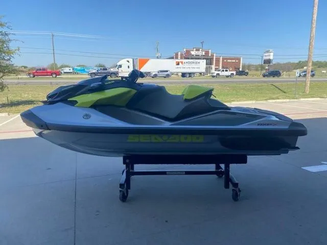 Slide: The Image of Sea-Doo RXP-X 2026 - 8