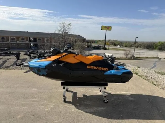 Slide: The Image of Sea-Doo SparkTrixx For 3 Rotax 900 ACE - 90 Ibr And Aud 2026 - 3