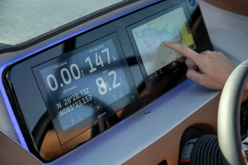 Slide: The Image of Regal LS2 Surf Ultimate 2026 - 11