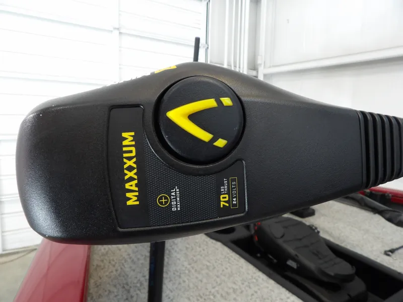 Slide: The Image of Tracker 175 TXW 2023 - 8