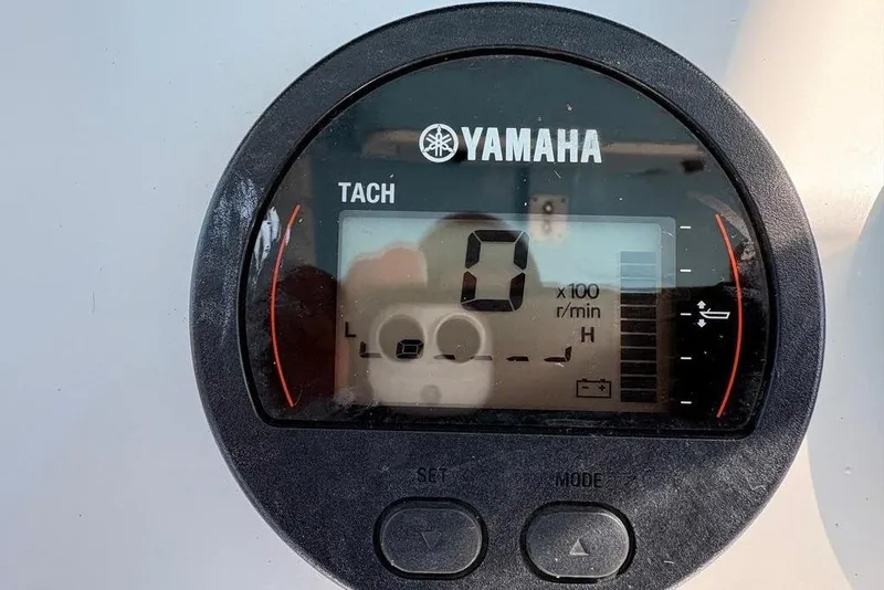 Slide: The Image of JL Audio MediaMaster 50 stereo system on 2018 Sea Hunt Ultra 225 boat. - 62