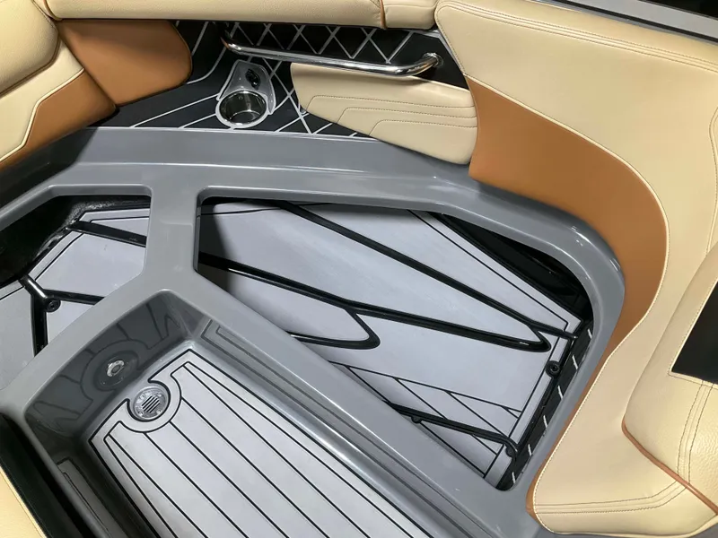 Slide: The Image of Nautique Super Air Nautique GS22 2019 - 12